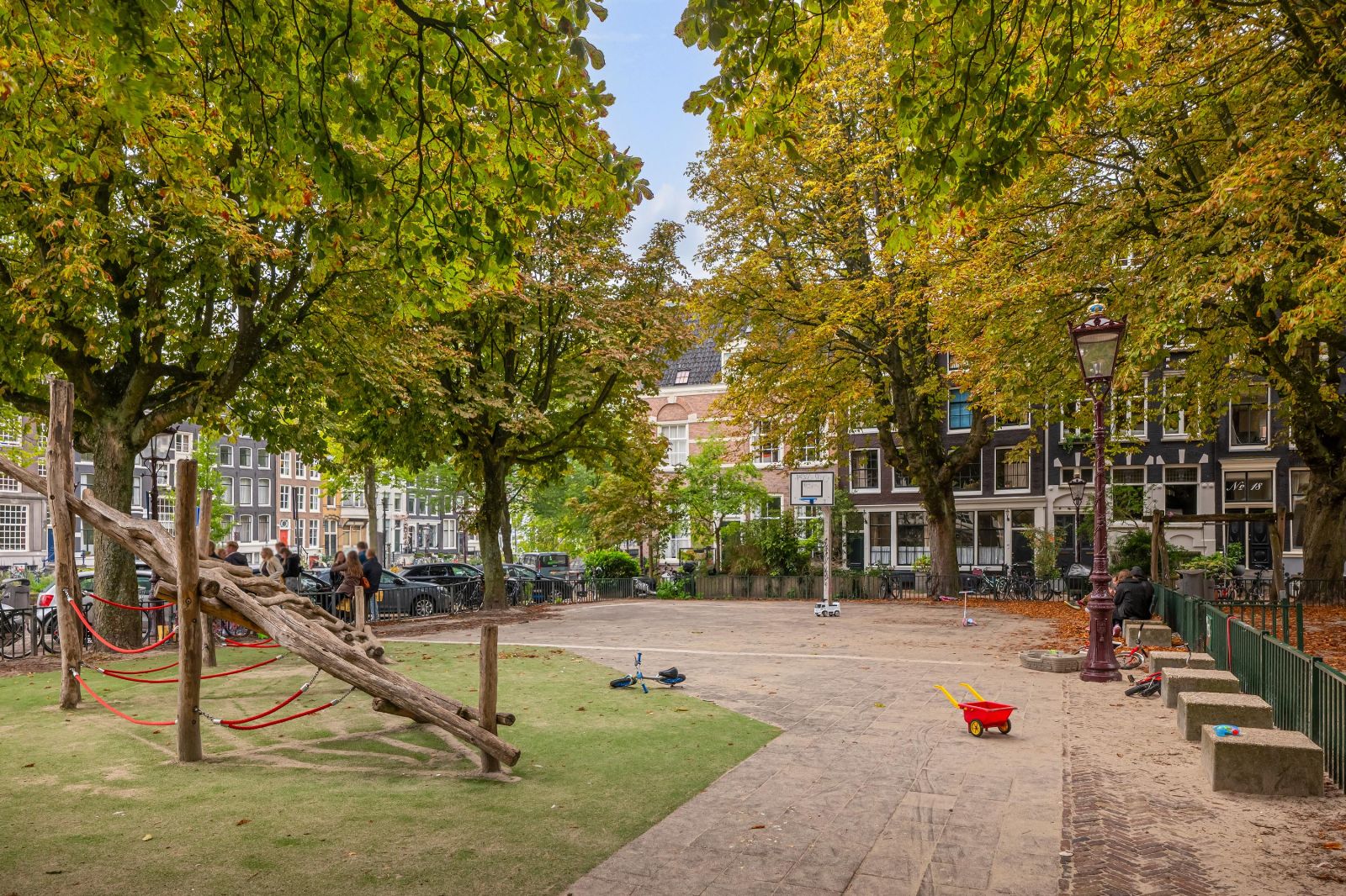 Haarlemmer Houttuinen 7 B - Amsterdam