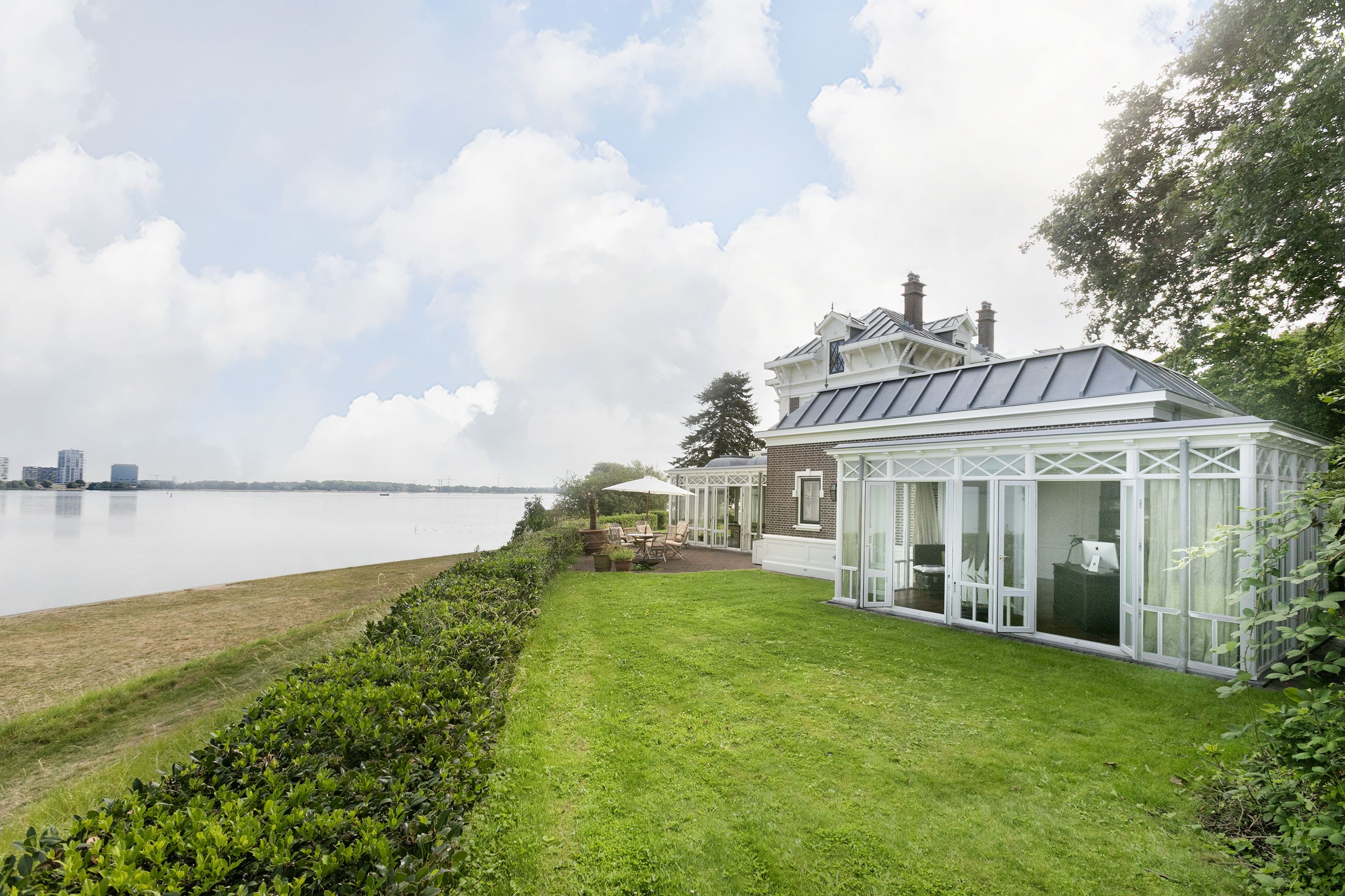 Nienhuis Ruijskade 1 - Muiderberg